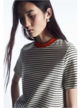 COS Clean Cut Striped T-Shirt – Size M